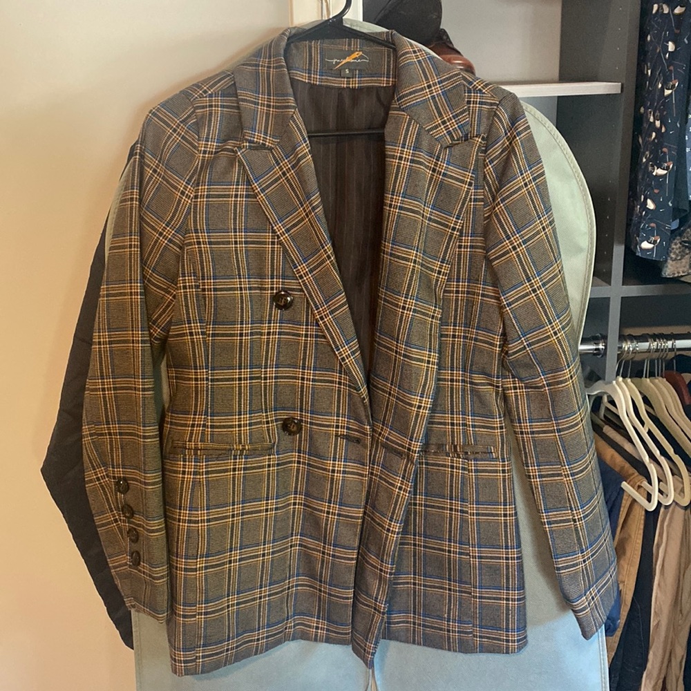 Double breasted checkered print blazer